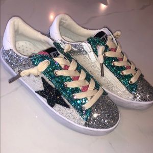 lola and the boys sneakers